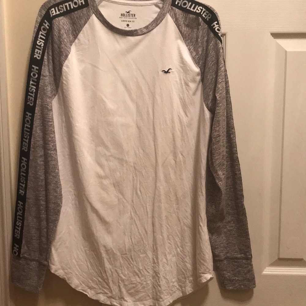 Long sleeve curved hem hollister